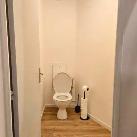 
                                                                                        Location
                                                                                         Beau 3P meublé 53m² avec terrasse 22m² rénové