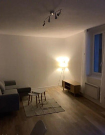 
                                                                                        Location
                                                                                         Beau 3P meublé 59m² refait a neuf