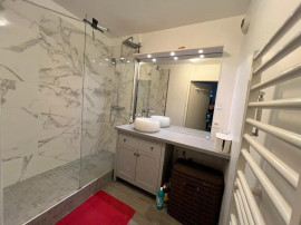 
                                                                                        Location
                                                                                         Beau 3P meublé 60m² avec balcon