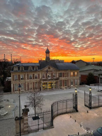 
                                                                                        Location
                                                                                         Beau 3P meublé 60m² sans vis à vis