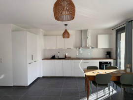 
                                                                                        Location
                                                                                         Beau 3P meublé 63m² avec grande terrasse Sud