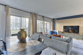 
                                                                                        Location
                                                                                         Beau 3P meublé 68m²