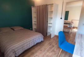
                                                                                        Location
                                                                                         Beau 3P meublé 70m² avec jardin