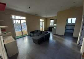 
                                                                                        Location
                                                                                         Beau 3P meublé 70m² en face de la sous préfecture