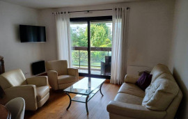 
                                                                                        Location
                                                                                         Beau 3P meublé 77m² avec terrasse 14m²