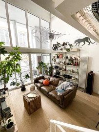 
                                                                                        Location
                                                                                         Beau 3P meublé 80m² type LOFT