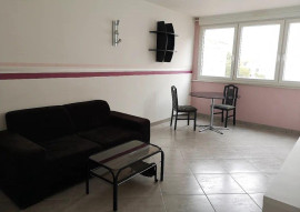 
                                                                                        Location
                                                                                         Beau 3P meublé (ou non) 52m² au calme