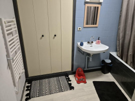 
                                                                                        Location
                                                                                         Beau 3P meublé (ou non) 72m²