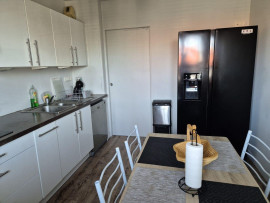 
                                                                                        Location
                                                                                         Beau 3P meublé (ou non) 72m²