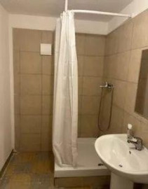 
                                                                                        Location
                                                                                         Beau 3P refait à neuf avec balcon