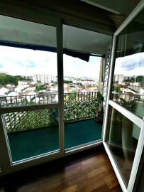 
                                                                                        Location
                                                                                         Beau 3P spacieux et lumineux 64m² avec balcon