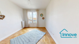 Location
Beau 4 pièces Meublé Rive Droite