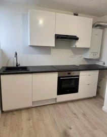 
                                                                                        Location
                                                                                         Beau 4P 67m² rénové à neuf