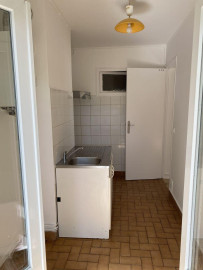 
                                                                                        Location
                                                                                         Beau 4P 68m² avec loggia, cave, parking à Ivry