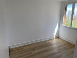 
                                                                                        Location
                                                                                         Beau 4P 68m² avec loggia, cave, parking à Ivry