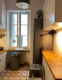
                                                                                        Location
                                                                                         Beau 4P 77m² quartier vivant et sympathique