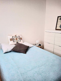 
                                                                                        Location
                                                                                         Beau 4P meublé 73m²