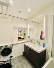 
                                                                                        Location
                                                                                         Beau 4P meublé et rénové 62m² avec jardin
