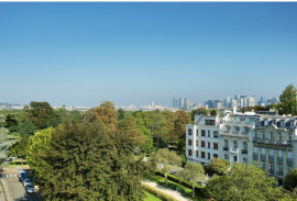 
                                                                                        Location
                                                                                         Beau appartement à Paris (loyer tout inclus)