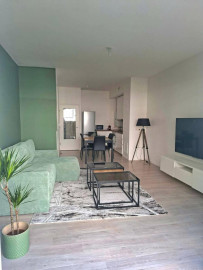 
                                                                                        Location
                                                                                         Beau duplex meublé 75 m² avec jardin et parking