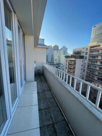 
                                                                                        Location
                                                                                         Beau et agréable studio meublé avec balcon
