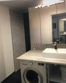 
                                                                                        Location
                                                                                         Beau et grand studio meublé 43m² Buttes Chaumont