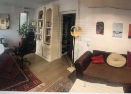 
                                                                                        Location
                                                                                         Beau et grand studio meublé 43m² Buttes Chaumont