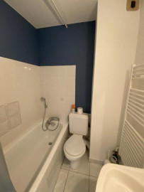 
                                                                                        Location
                                                                                         Beau F1 26 m² meublé centre piéton