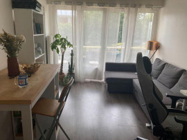 
                                                                                        Location
                                                                                         Beau F1 bis 29m²