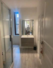 
                                                                                        Location
                                                                                         Beau F2 43m² dans une rue calme