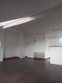 
                                                                                        Location
                                                                                         Beau F2 47m²