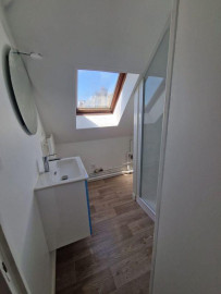 
                                                                                        Location
                                                                                         Beau F2 à Versailles