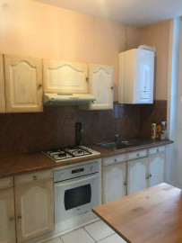 
                                                                                        Location
                                                                                         Beau F2 centre-ville avec beaucoup de cachet