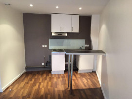 
                                                                                        Location
                                                                                         Beau F2 meublé de 25 m2