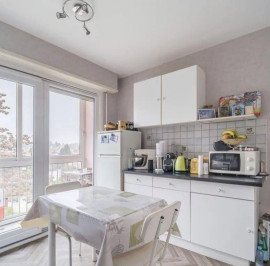 
                                                                                        Location
                                                                                         Beau F3 58 m² idéalement situé et lumineux