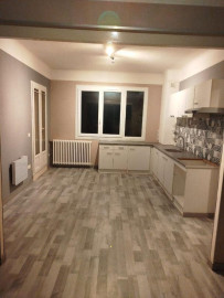 
                                                                                        Location
                                                                                         Beau F3 60m² plus terrasse 12m²
