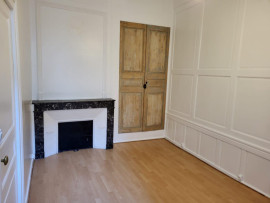 
                                                                                        Location
                                                                                         Beau F3 73m² dans le centre d'Auxerre