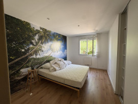 
                                                                                        Location
                                                                                         Beau F3 meublé avec grande terrasse plein sud
