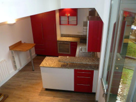 
                                                                                        Location
                                                                                         Beau LOFT atypique 56m² quartier place de Bretagne