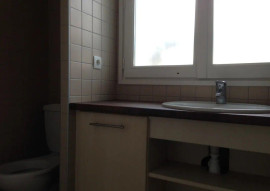 
                                                                                        Location
                                                                                         Beau pavillon classé 50m² avec terrasse