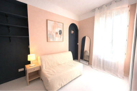 
                                                                                        Location
                                                                                         Beau studio 17m² meublé de charme Croix-Rousse