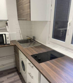 
                                                                                        Location
                                                                                         Beau studio 17m² Montrouge