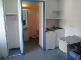 
                                                                                        Location
                                                                                         Beau studio 18 m2 TBE proche Fac