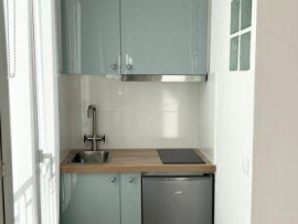 
                                                                                        Location
                                                                                         Beau studio 18m² entièrement rénové et meublé