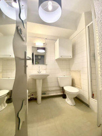 
                                                                                        Location
                                                                                         Beau studio 19m² idéal pour étudiant
