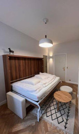 
                                                                                        Location
                                                                                         Beau studio 19m² rénové et équipé haut de gamme