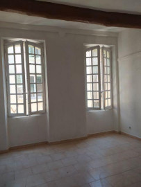 
                                                                                        Location
                                                                                         Beau studio 19m² Toulon centre