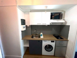 
                                                                                        Location
                                                                                         Beau studio 20m² avec balcon, parking et cave