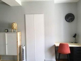 
                                                                                        Location
                                                                                         Beau studio 20m² calme, lumineux et central