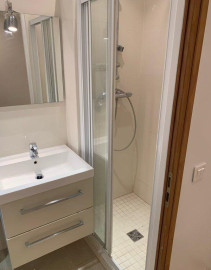 
                                                                                        Location
                                                                                         Beau studio 20m² Paris 15